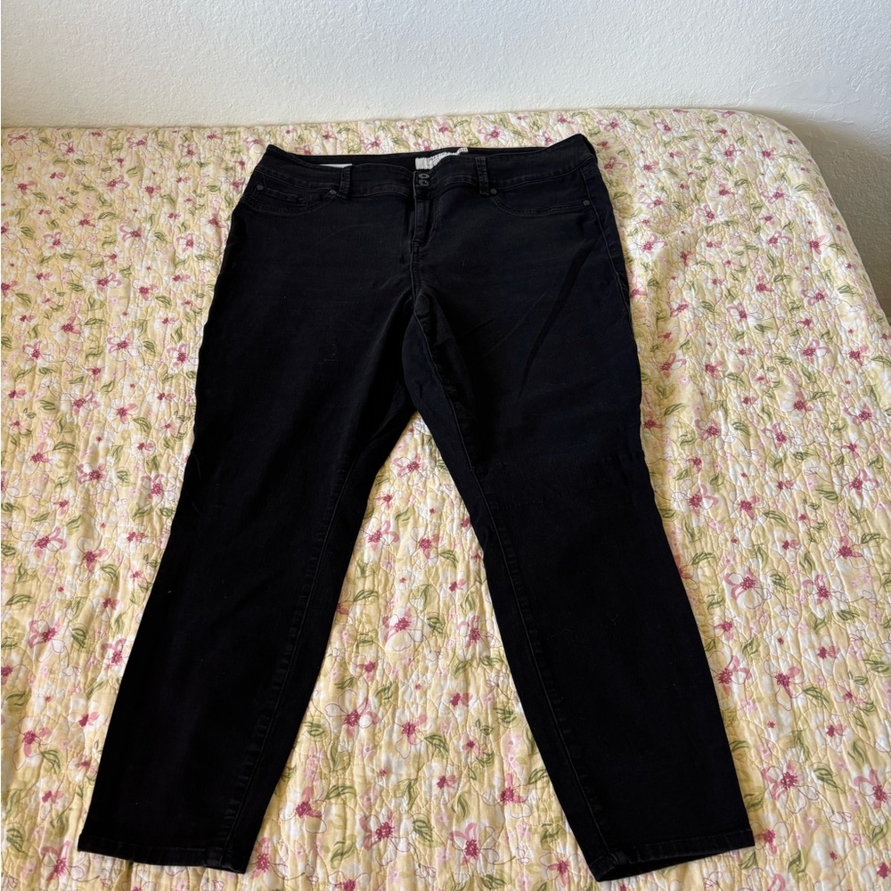 🤩Tórrid Classic Black Women's Jeans Witchy Size 22R. #014🤗